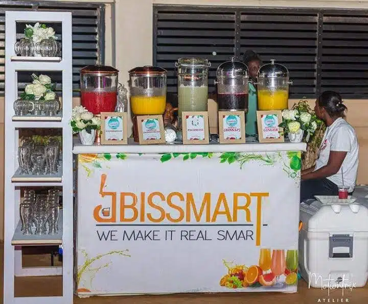 wedding budget advice, serving natural,local juice to serve